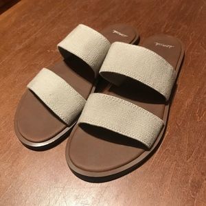 Size 7 Sanuk slides